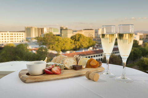 Novotel Canberra - Yamba Accommodation 39