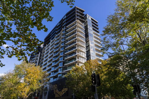 Highgate Executive Apartment City Walk Canberra - Yamba Accommodation 33