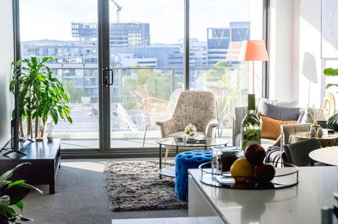 Highgate Executive Apartment City Walk Canberra - Yamba Accommodation 14