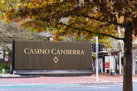 Highgate Executive Apartment City Walk Canberra - Yamba Accommodation 41