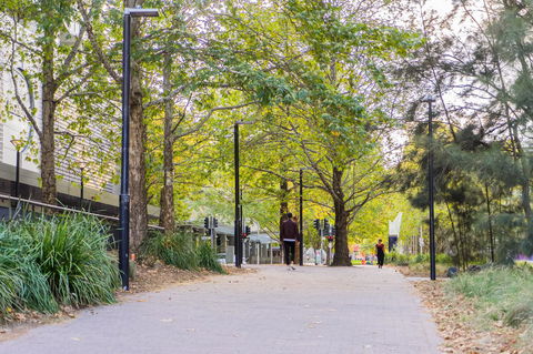 Highgate Executive Apartment City Walk Canberra - Yamba Accommodation 39