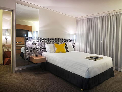 QT Canberra - Yamba Accommodation 8