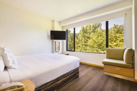 Crowne Plaza Canberra, An IHG Hotel - Yamba Accommodation 30