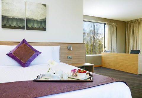 Crowne Plaza Canberra, An IHG Hotel - Yamba Accommodation 44