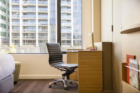 Crowne Plaza Canberra, An IHG Hotel - Yamba Accommodation 40
