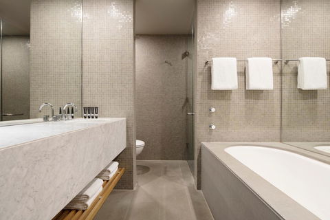 Hotel Realm - Yamba Accommodation 14
