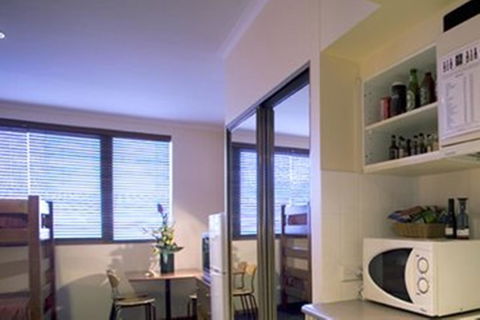 Madison Capital Executive Apartments - Yamba Accommodation 3