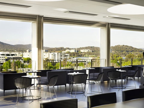 Burbury Hotel - Yamba Accommodation 9