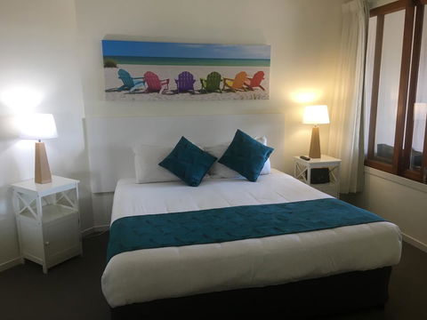 Lennox Holiday Apartments - Yamba Accommodation 19