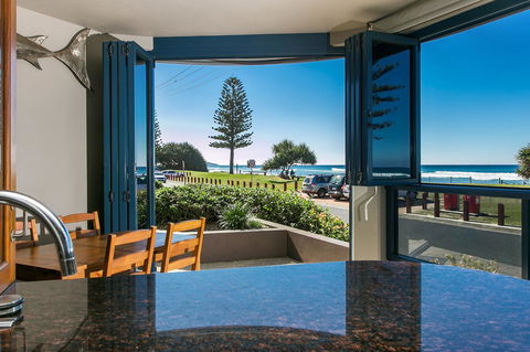 Lennox Holiday Apartments - Yamba Accommodation 1