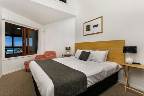 Lennox Holiday Apartments - Yamba Accommodation 27