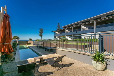 Lennox Holiday Apartments - Yamba Accommodation 5