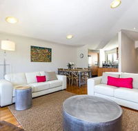 Bondi Beach Lamrock Avenue - Yamba Accommodation
