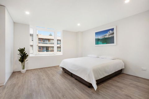 Bondi Beach Studio King Suite 2 - Yamba Accommodation 0