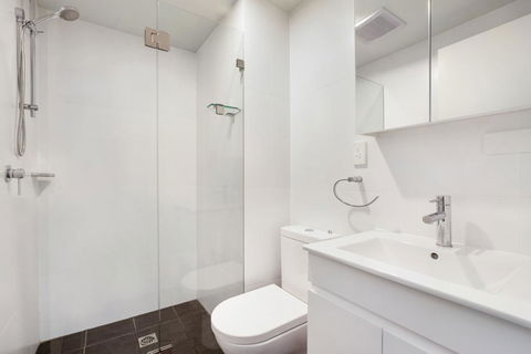 Bondi Beach Studio Suite 3 - Yamba Accommodation 3