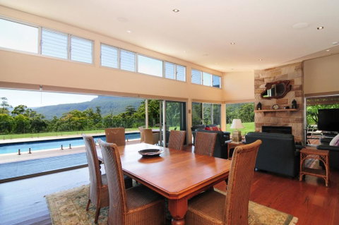 Bottlebrush Lodge - Great Views And A Pool! - Yamba Accommodation 2