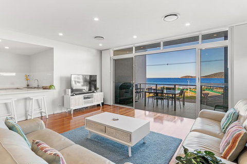 Boulder Bay Rd 2/2 - Fingal Bay - Yamba Accommodation 0