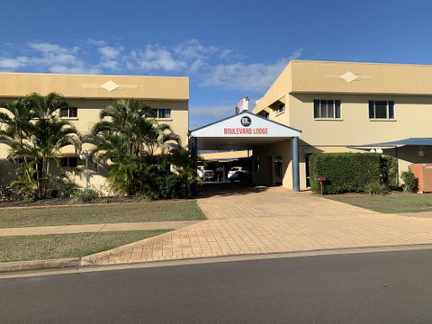 Boulevard Lodge Bundaberg - Yamba Accommodation 0