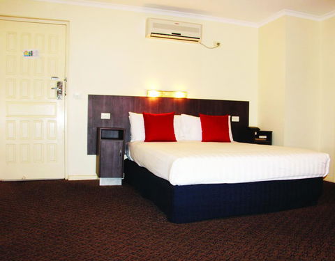 Boulevard Motor Inn - Yamba Accommodation 2