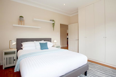 Boutique Hideaway With Direct Lagoon Access - Yamba Accommodation 3