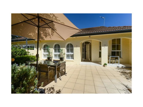 Boutique Stays - Brighton Rose - Yamba Accommodation 0