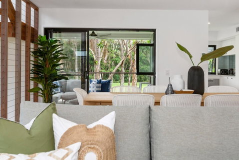 Boutique Villa On Boomerang - Yamba Accommodation 3