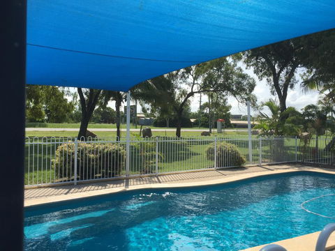 Bowen Arrow Motel - Yamba Accommodation 3