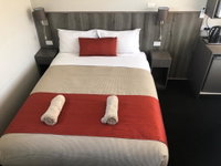 Book Cootamundra Accommodation Vacations Yamba Accommodation Yamba Accommodation