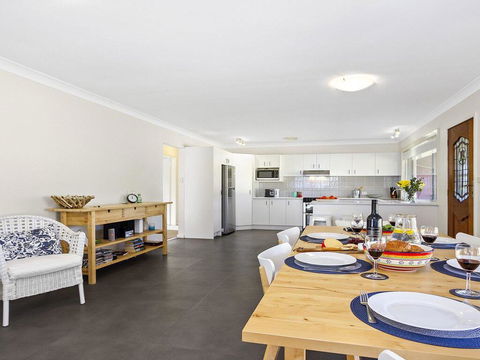 Braeside - Waterfront, Fireplace - Yamba Accommodation 3