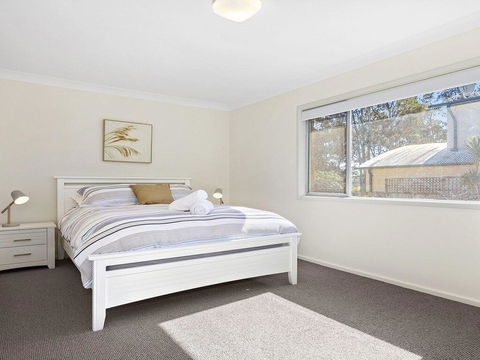 Braeside - Waterfront, Fireplace - Yamba Accommodation 1