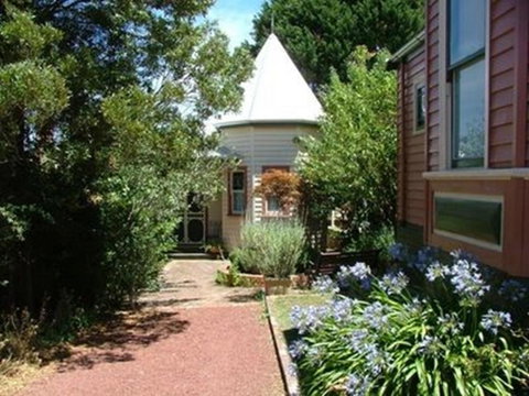 Braeside Garden Cottages - Yamba Accommodation 0