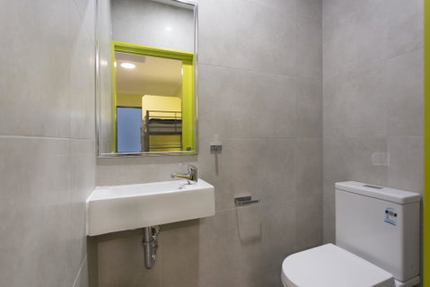 Breeze Lodge - Yamba Accommodation 2