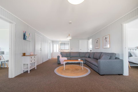 Bridport Holiday House - Yamba Accommodation 0