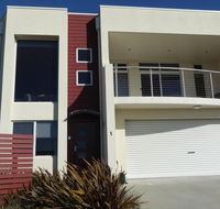 Bridport Horizon Views - Yamba Accommodation