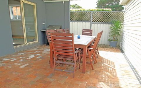 Bright And Breezy - Yamba Accommodation 3