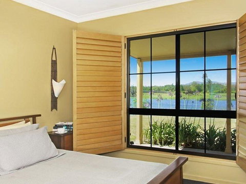 Broken View Estate - Yamba Accommodation 0