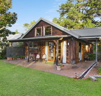 BROWNS COTTAGE - Yamba Accommodation