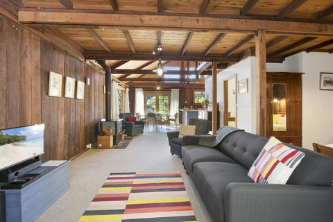BROWNS COTTAGE - Yamba Accommodation 3