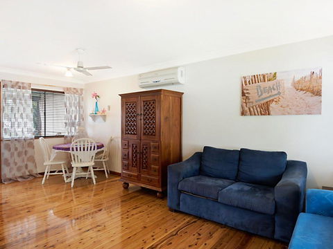 Budgewoi Cottage - Yamba Accommodation 3