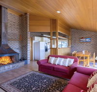 Bundilla 4- Townhouse with Wifi - Yamba Accommodation