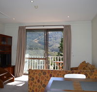 Byadbo 10 - Yamba Accommodation