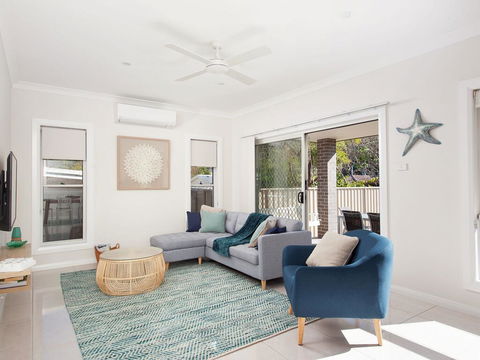 C A L M At Beautiful Shoal Bay - Yamba Accommodation 0