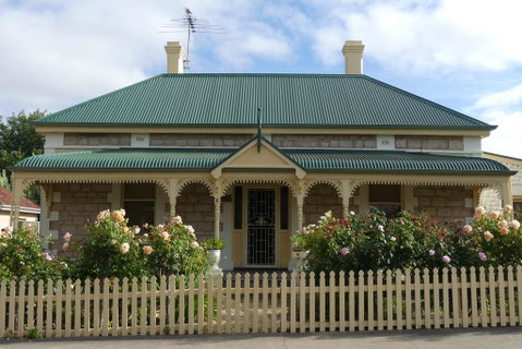 Cabernet Cottage - Yamba Accommodation 1