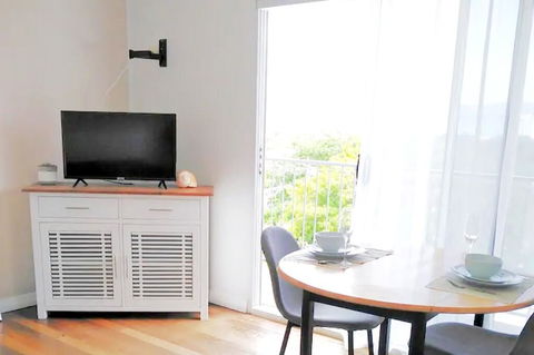 Cabin In The Sky Glorious Views To Magnetic Island - Yamba Accommodation 1