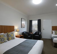 Cadman Motor Inn and Apartments - Yamba Accommodation