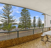 Caesars Palace 4 - Yamba Accommodation