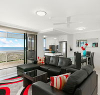 Cairns Luxury Waterfront Apartment - Yamba Accommodation
