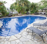 Cairns Plaza Hotel - Yamba Accommodation