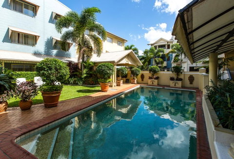 Cairns Queens Court - Yamba Accommodation 1
