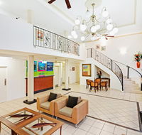 Cairns Queens Court - Yamba Accommodation